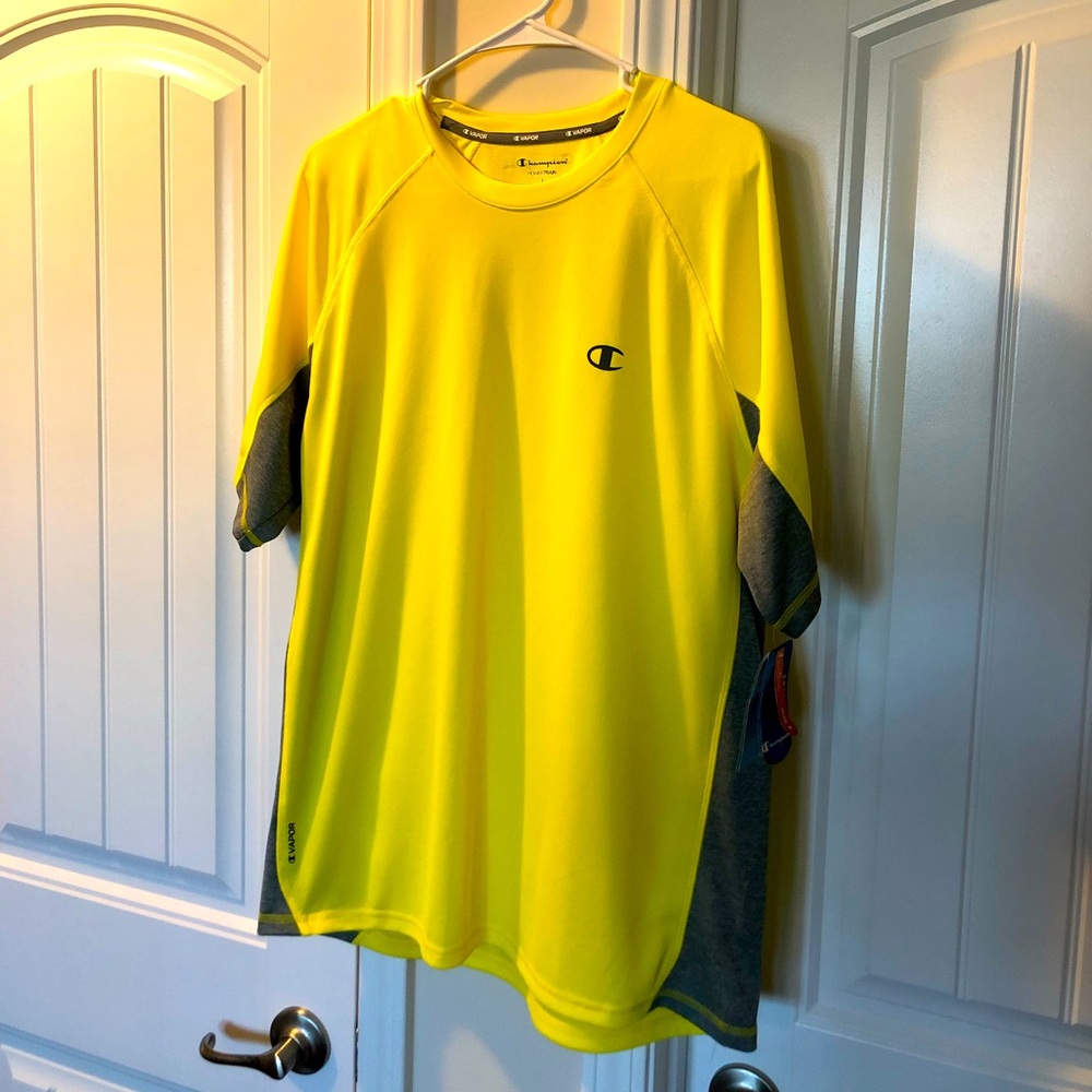 Men’s Champion performance Tee Shirt